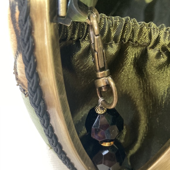Mary Frances vintage beaded purse - Picture 14 of 16